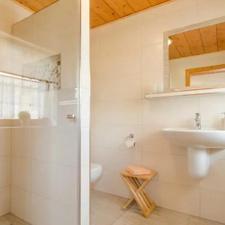 Resort Heumann's Blockhäuser Am Wald